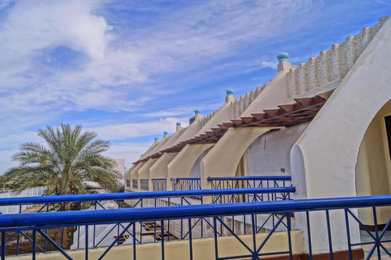 Отель Arabesque Seven Heaven Sharm Экстерьер фото